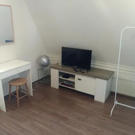 Etage Met Slaap, En Badkamer Homestay Sommelsdijk
