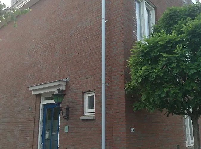 Accommodatie bij particulieren Etage Met Slaap, En Badkamer *
